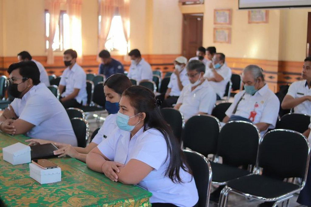 Sosialisasi Aplikasi Sistem Pengaduan Masyarakat SP4N-LAPOR! Kecamatan Abiansemal